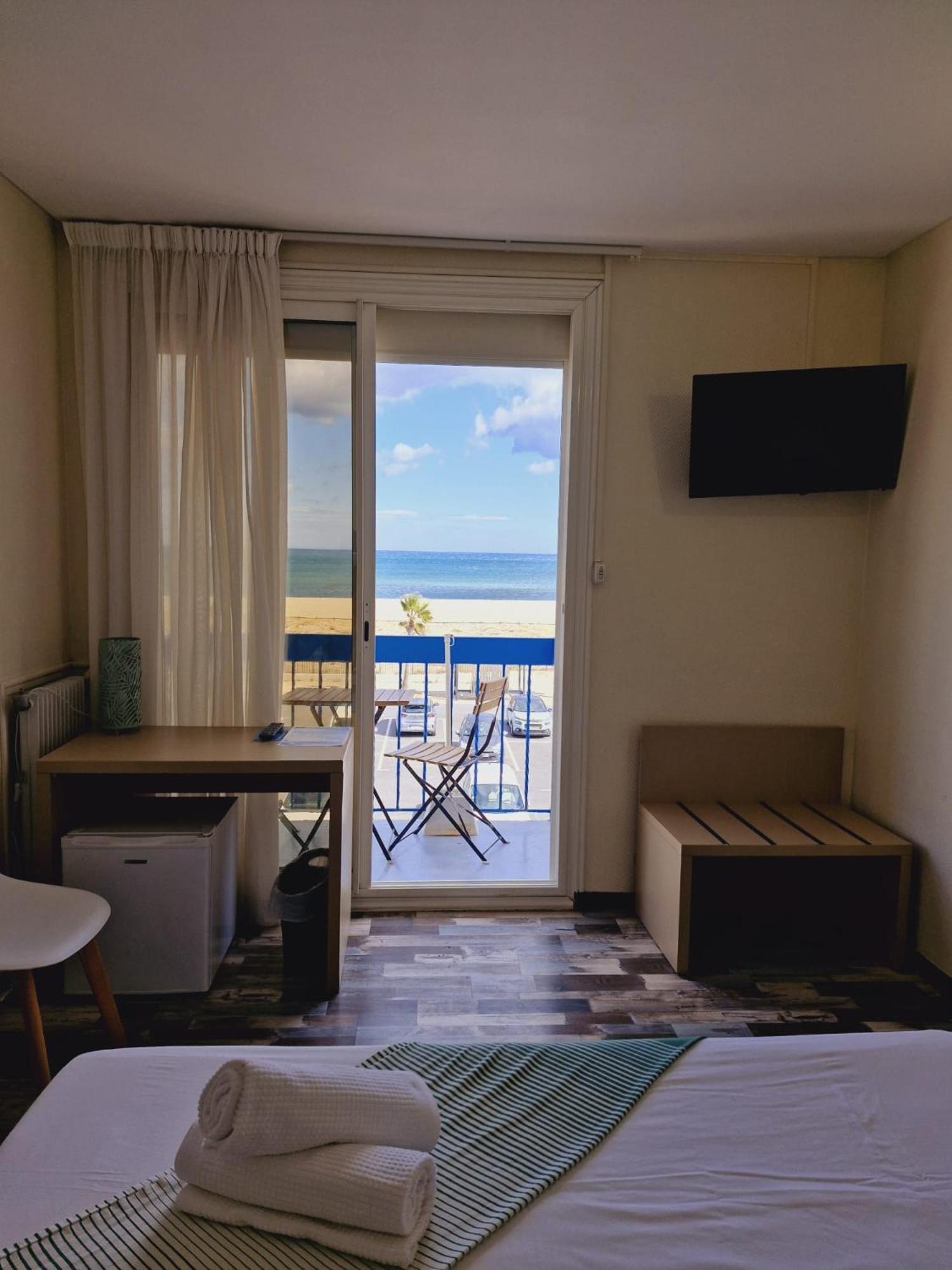 Hotel De La Plage - Barcares Le Barcares Ngoại thất bức ảnh