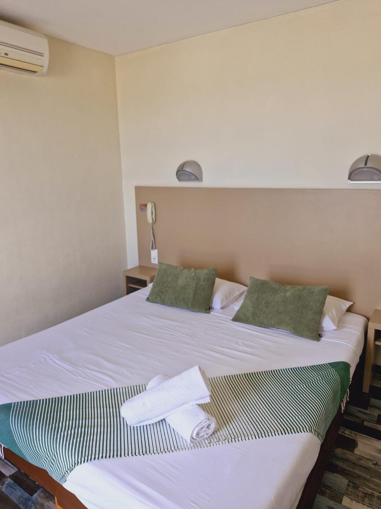 Hotel De La Plage - Barcares Le Barcares Ngoại thất bức ảnh